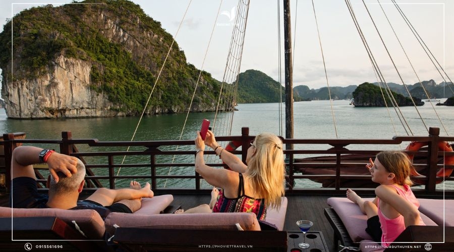 Du thuyền Hạ Long Mila Cruise-1