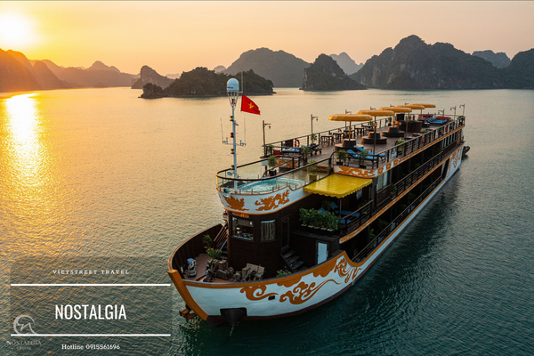 Du thuyền Hạ Long Nostalgia tuyến Lan Hạ-2