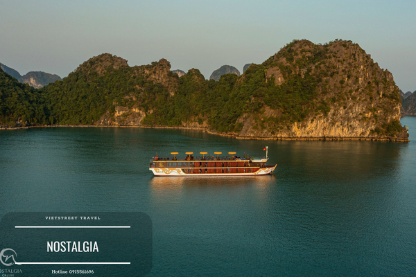 Du thuyền Hạ Long Nostalgia tuyến Lan Hạ-1